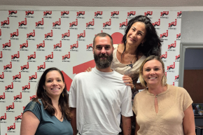 Benoit Paire dans les studios d'NRJ Nouvelle-Calédonie !