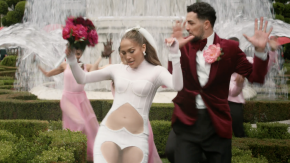 Jennifer Lopez plus romantique que jamais dans 'Can't Get Enough'